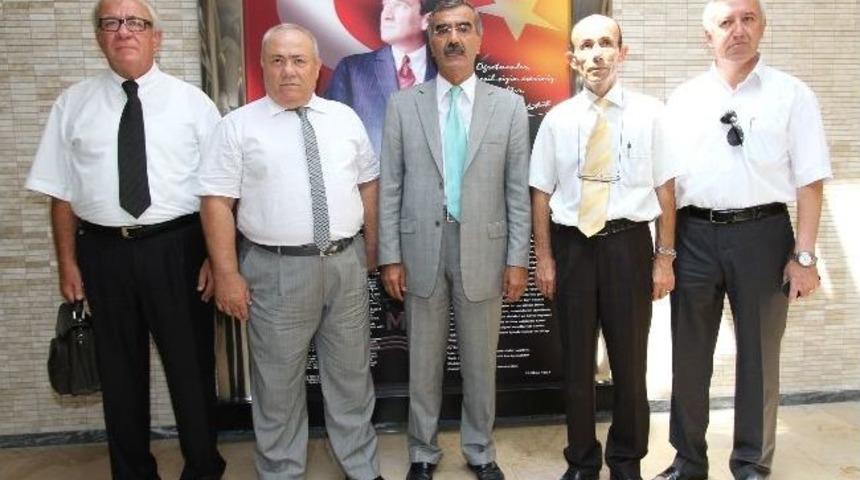 Emlak&ccedil;ılık Yasası Başbakan&rsquo;da