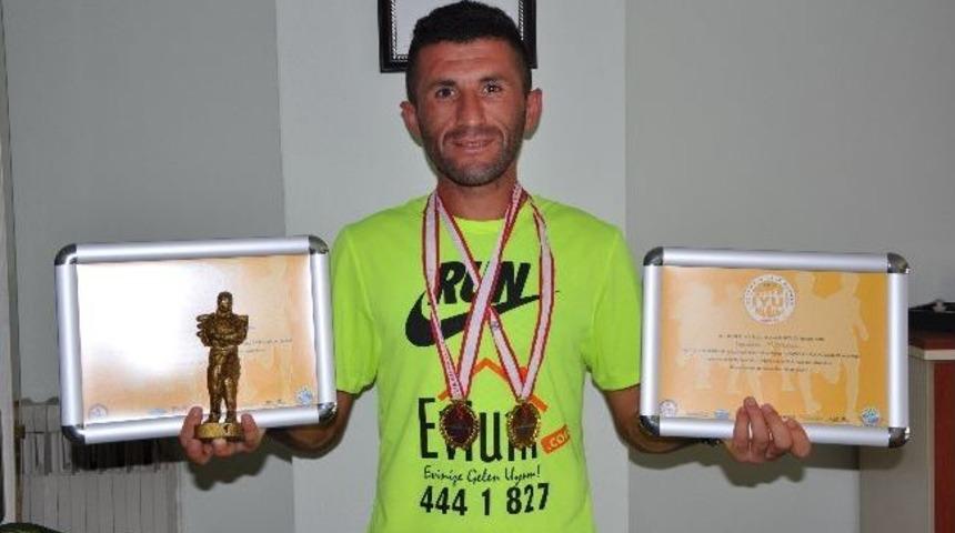 Yine yolu kaybetti ama birinci oldu