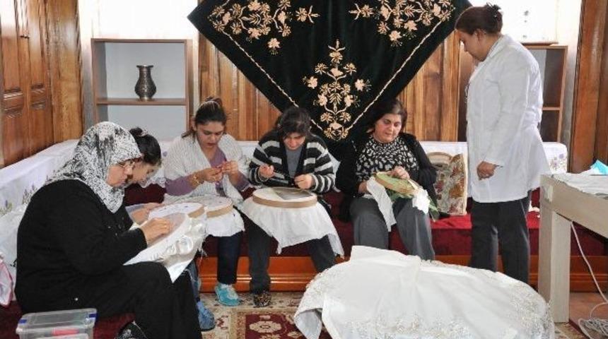 Bostancı Mektebi K&uuml;lt&uuml;r Evi, Yeniden Eğitim Yuvası Oldu