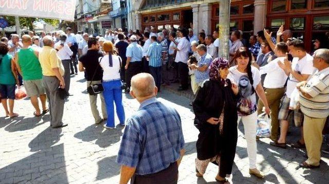 Başkan Akova Aday Adaylığını Açıkladı