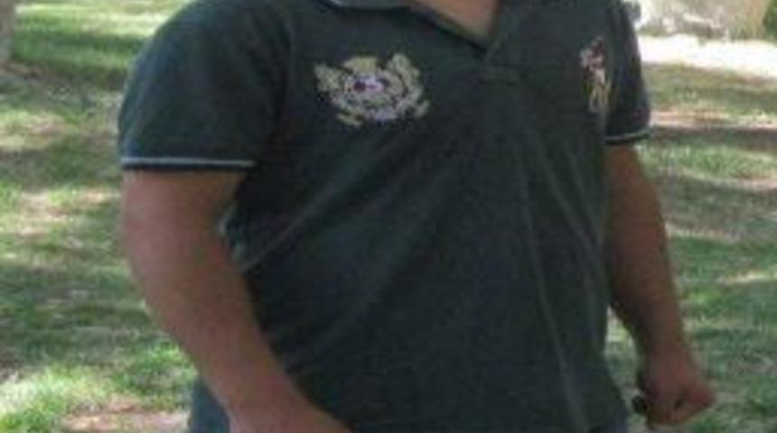 Serinlemek i&ccedil;in girdiği g&ouml;lde ayağı yosunlara takılınca boğularak &ouml;ld&uuml;