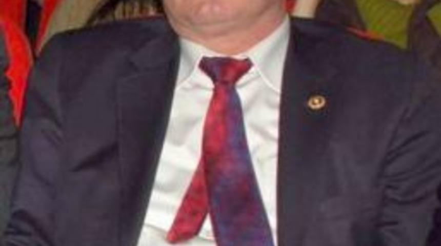 Chp'li Havut&ccedil;a, Memurların Siyaset Yapabilmesi İ&ccedil;in Kanun Teklifi Verdi