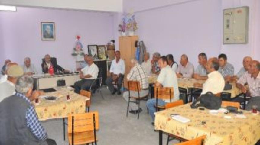 Tosya Belediye Başkanı Muhtarlarla İstişare Yaptı