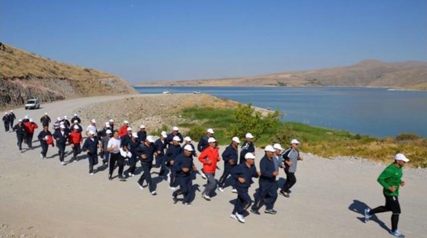 G&uuml;ler Y&uuml;zl&uuml; Zabıta I&ccedil;in Spor Desteği