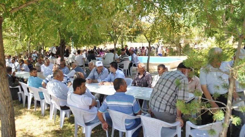 Gurbet&ccedil;iler, 1. Devecipınar Şenliği'nde Buluştu