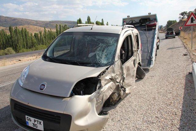 Konya'da Trafik Kazası: 6 Yaralı