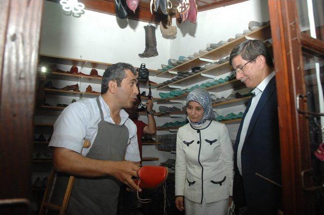 Davutoğlu Ve Ailesi 3 Günlük Tatil Için Karabük'e Geldi