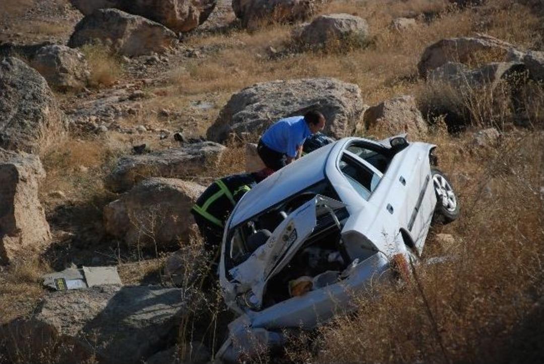 Şanlıurfa'da Kaza: 3 Yaralı