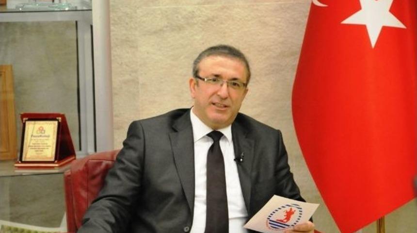 Uluslararası &Ouml;ğrenciler 't&uuml;rk&ccedil;e&rsquo;yi Om&uuml;-t&uuml;rk&ccedil;e&rsquo;de &Ouml;ğrenecekler