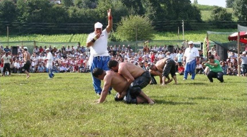 Tekkek&ouml;y, Yağlı G&uuml;reşlere Hazır