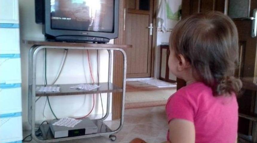 Televizyon &Ccedil;ocukların Konuşmasına Engel Oluyor