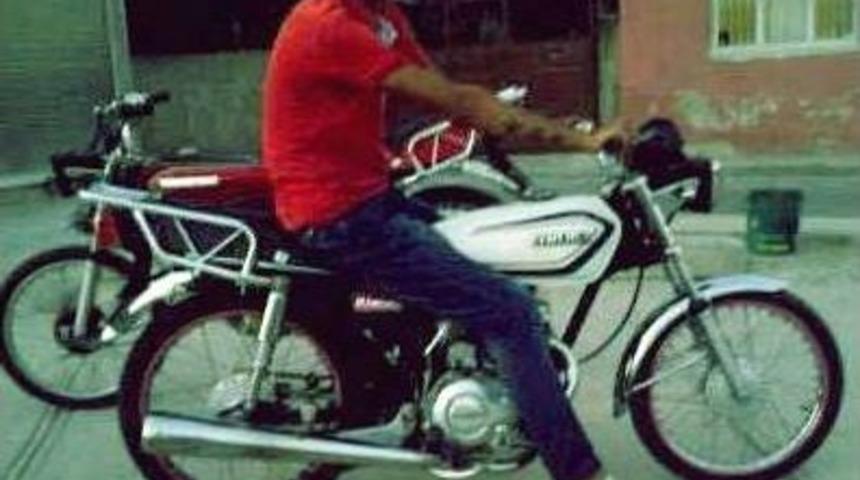 Mersin'de Trafik Kazası: 1 &Ouml;l&uuml;, 1 Yaralı