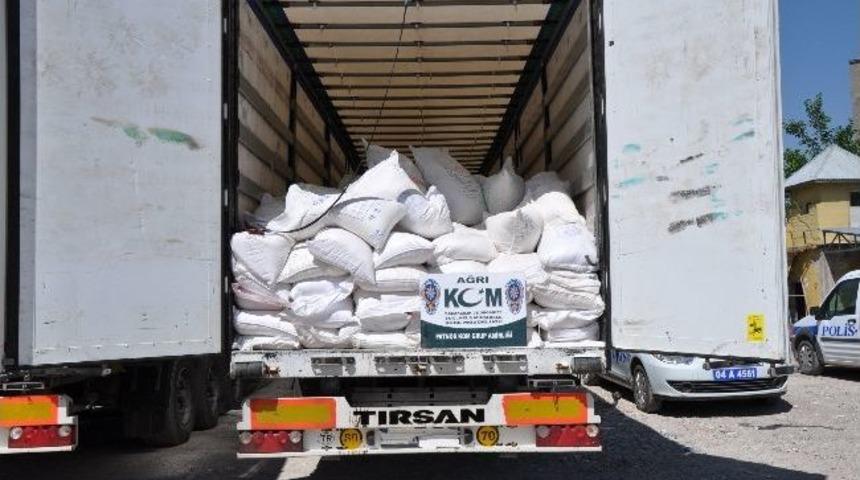 Ağrı&rsquo;nın Patnos İl&ccedil;esinde 75 Ton Ka&ccedil;ak Toz Şekeri Ele Ge&ccedil;irildi