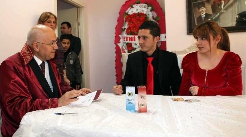 Yenimahalle&rsquo;de &Ccedil;iftlere &Ccedil;ifte Zafer