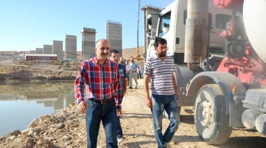 Özdemir: Kantar Köprüsü Bağlantı Yolları Için Ek Ödenek Çıkarıldı