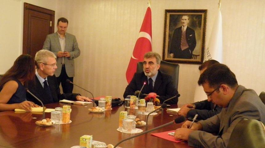 Bakan Yıldız&rsquo;dan K&ouml;m&uuml;r Santralı Yatırımını Erteleyen Abu Dabili Firma A&ccedil;ıklaması