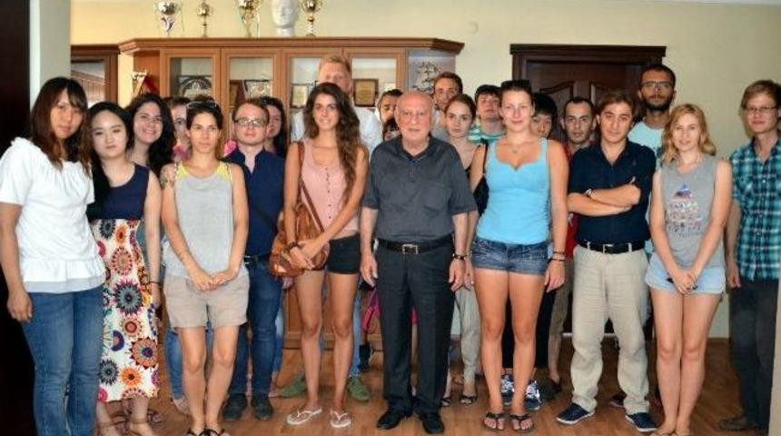 Dünya Gençleri Aliağa’da Buluştu