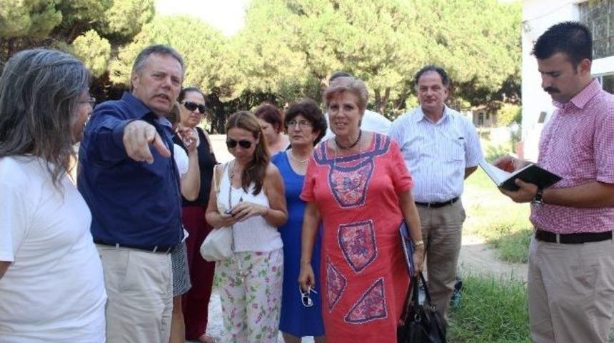 Başkan T&uuml;rk&ouml;zen, Kent Konseyi İle Tesisleri Gezdi