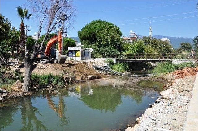 Güre-akçay Köprüsü İnşaatı Başladı