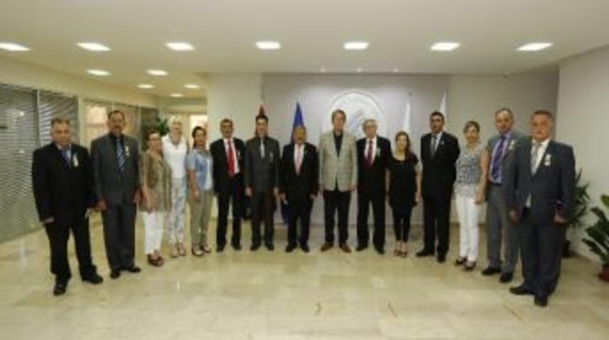 Kktc&rsquo;li Gaziler Ve Şehit Yakınları Eto&rsquo;yu Ziyaret Etti