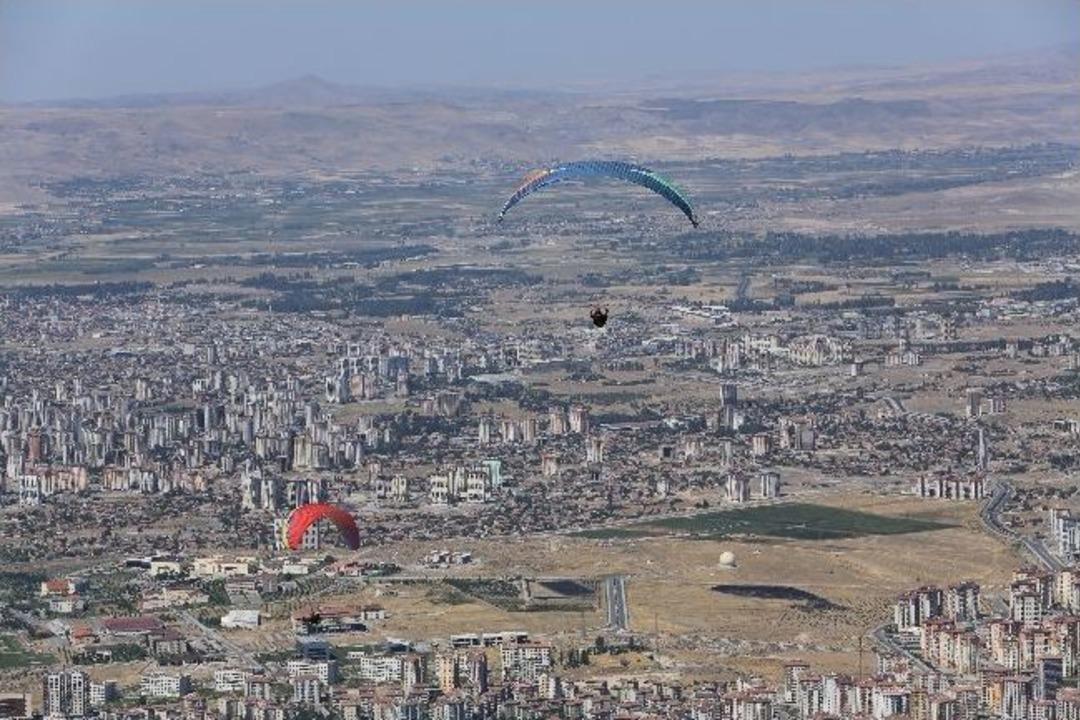 Yama&ccedil; Paraş&uuml;t&uuml;nde İkinci G&uuml;n Heyecanı