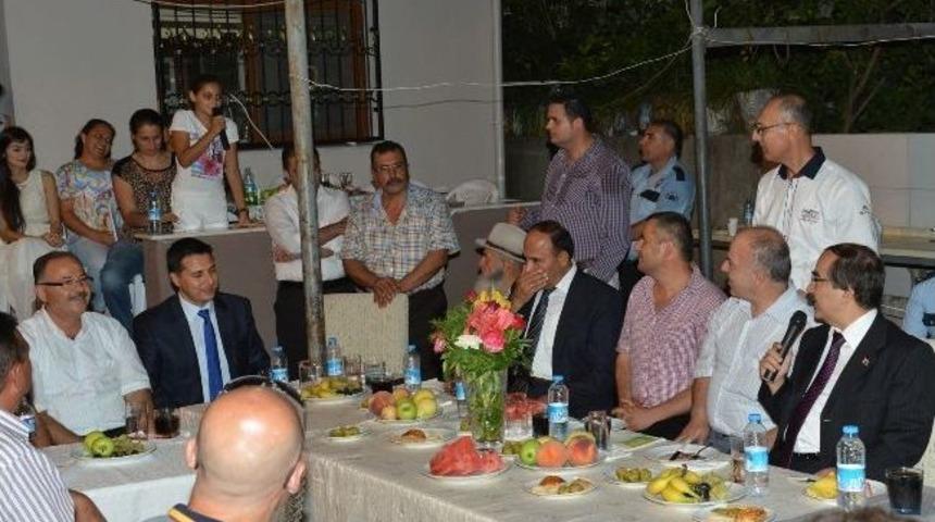 Vali Coş, Y&uuml;reğir&rsquo;de Vatandaşlar İle Bir Araya Geldi