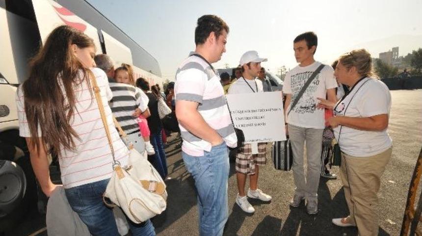 B&uuml;y&uuml;kşehir'den &Uuml;niversiteliye İzmir Misafirperverliği