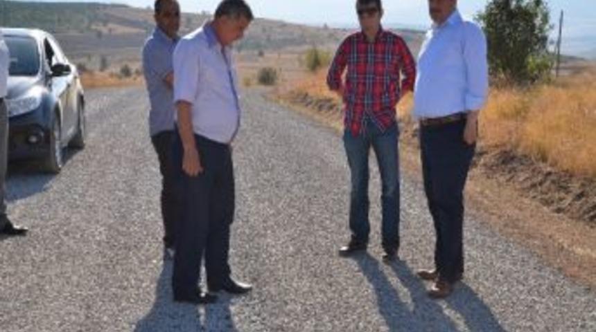 &Ouml;zel İdare Asfalt &Ccedil;alışmalarını S&uuml;rd&uuml;r&uuml;yor