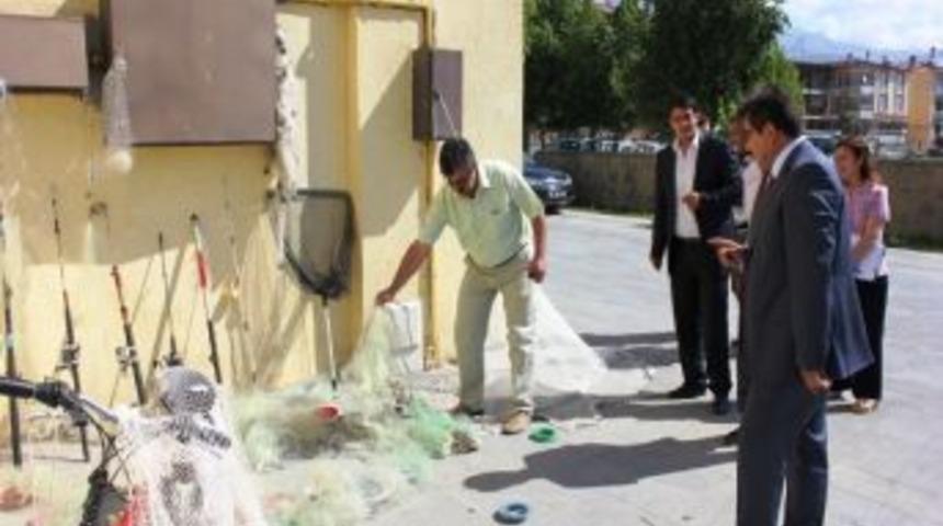 Tırıvırı Balıkları Katlediyor