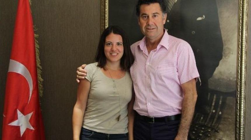 Bodrum İle Girit Arasında Yeni Bir K&ouml;pr&uuml;; Elenı Psaradakı