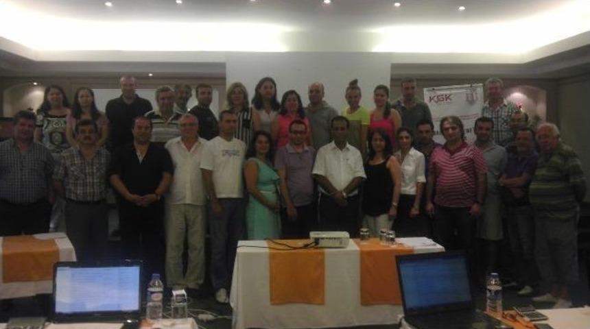 Bağımsız Denet&ccedil;i Eğitim Programı İlk Mezunlarını Verdi