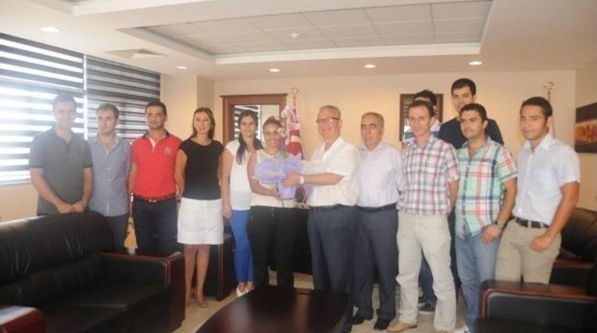 Bandırma Belediyesi'ndeki S&ouml;zleşmeli Personel Devlet Memuru Oldu