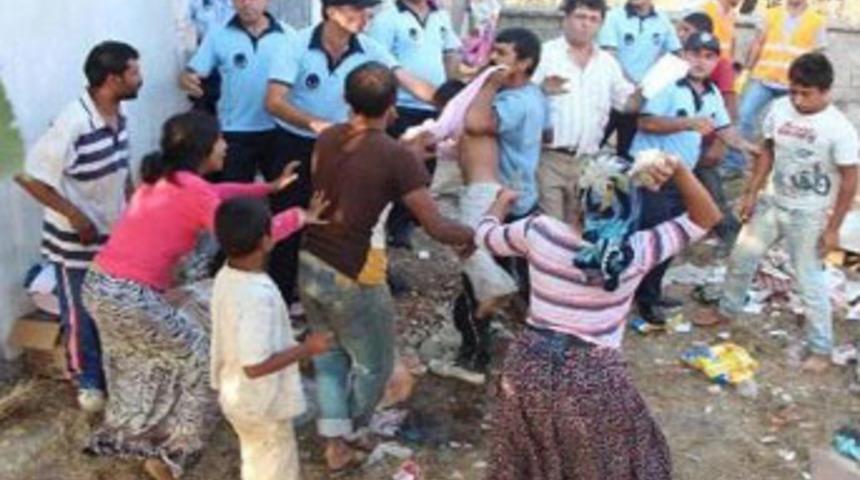 Ataşehir&rsquo;de yıkıma direnen gecekondu sakinlerine m&uuml;dahale