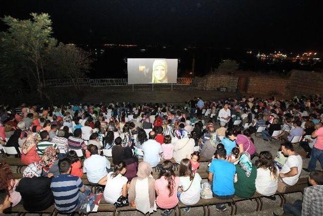 Tarihi Eskihisar'da Sinema Keyfi Devam Ediyor