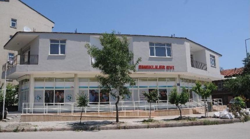 İzmit Belediyesi, Tesislerin Bakımına &Ouml;nem Veriyor