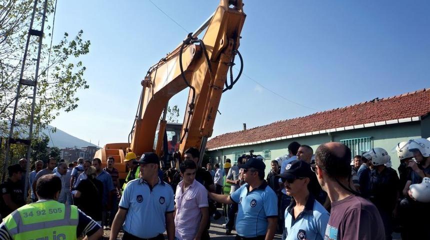 Ataşehir&rsquo;de Yıkım Gerginliği