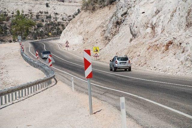 Akyokuş Genişletilerek Trafiğe Açıldı