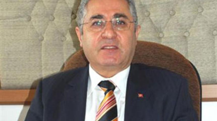 Niyazi Can, beyin kanaması ge&ccedil;irdi