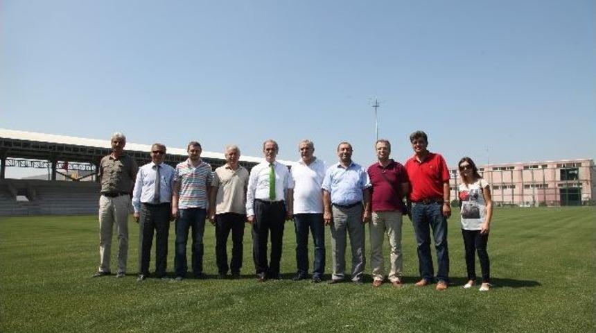 Minareli&ccedil;avuş Spor Tesisleri G&uuml;n Sayıyor