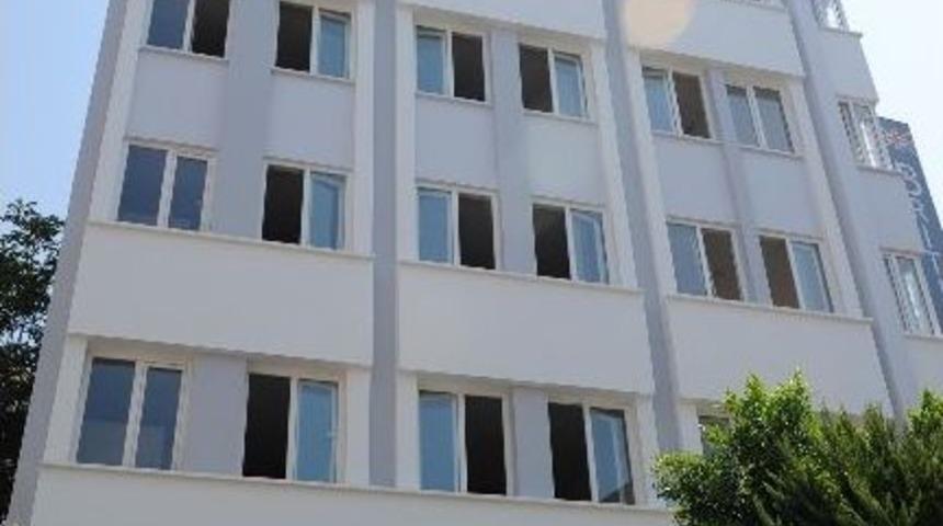 Büyükşehir Erkek Öğrencilerin Barınma Sorununu Çözüyor