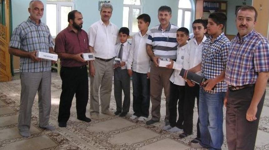 Kur&rsquo;an Kursunda Mezuniyet T&ouml;reni D&uuml;zenlendi