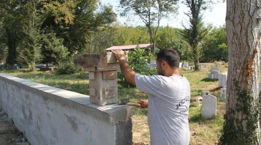 Seyfeler Mezarlığı G&uuml;zelleşiyor