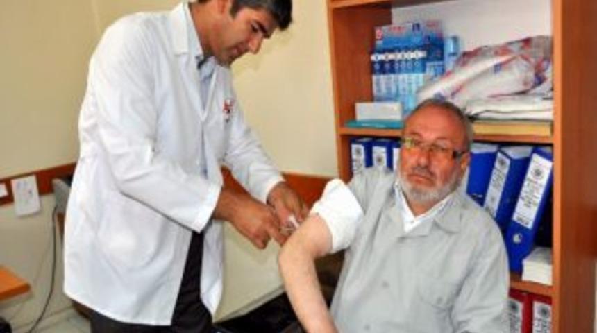 Suşehri&rsquo;nde Hacı Adayları Aşılandı