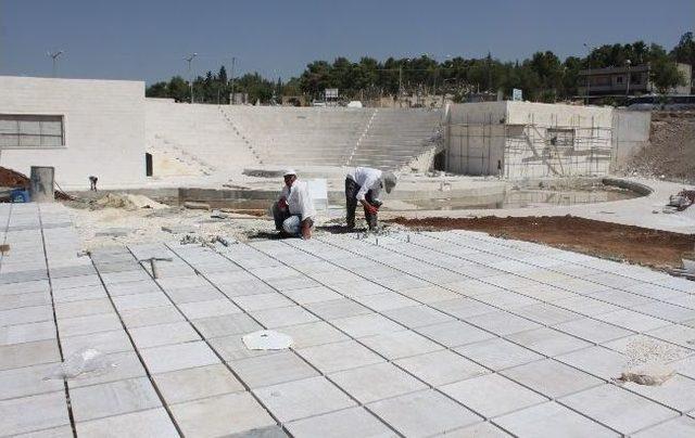 Halepli Bahçeye 2 Bin Kişilik Anfi Alanı Yapılıyr