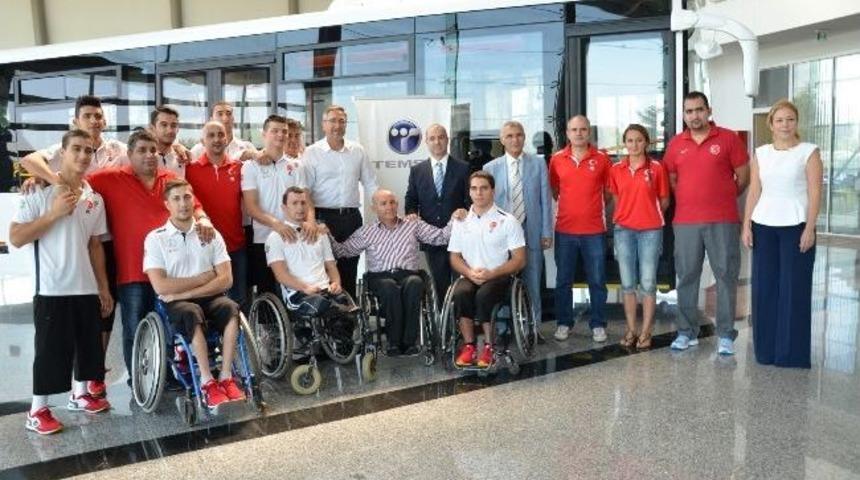 Temsa'dan Tekerlekli Sandalye Basketbol Milli Takımına Otob&uuml;s