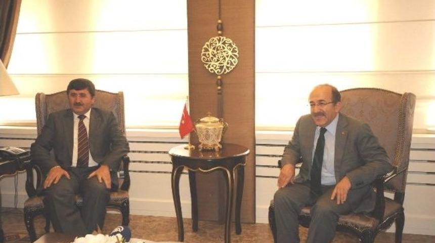 Trabzon Valisi &Ouml;z&rsquo;e &ldquo;hayırlı Olsun&rdquo; Ziyaretleri