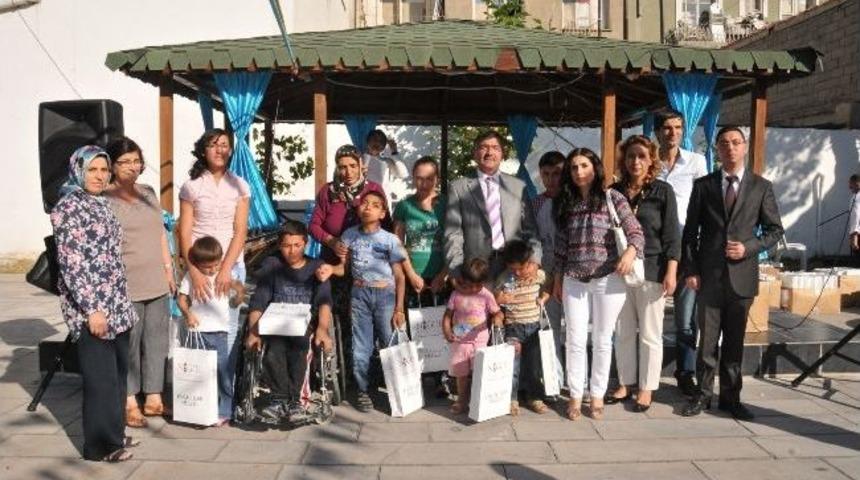 Niğde Belediyesi Kent Konseyi Engelli Meclisinden Giyecek Yardımı