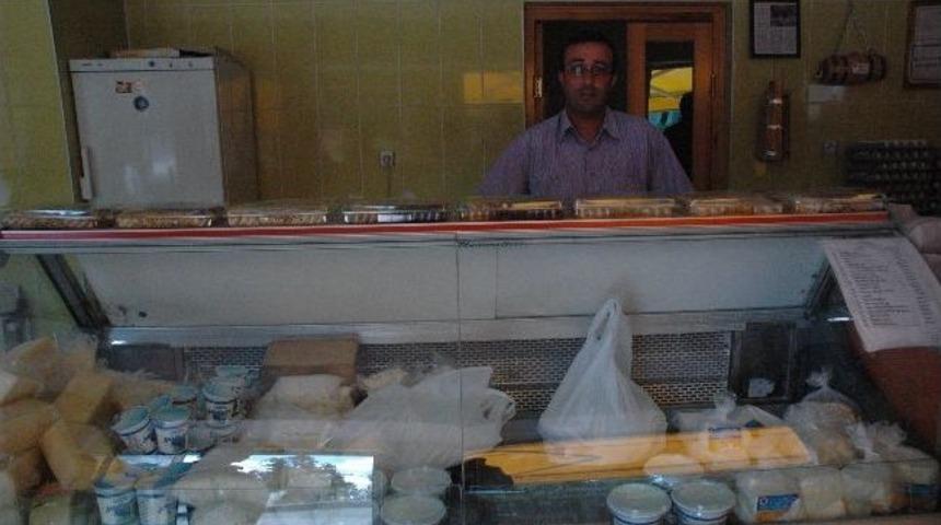 Ziraat Fak&uuml;ltesi &Uuml;r&uuml;nleri İşletme Kantininde Satışa Sunuluyor