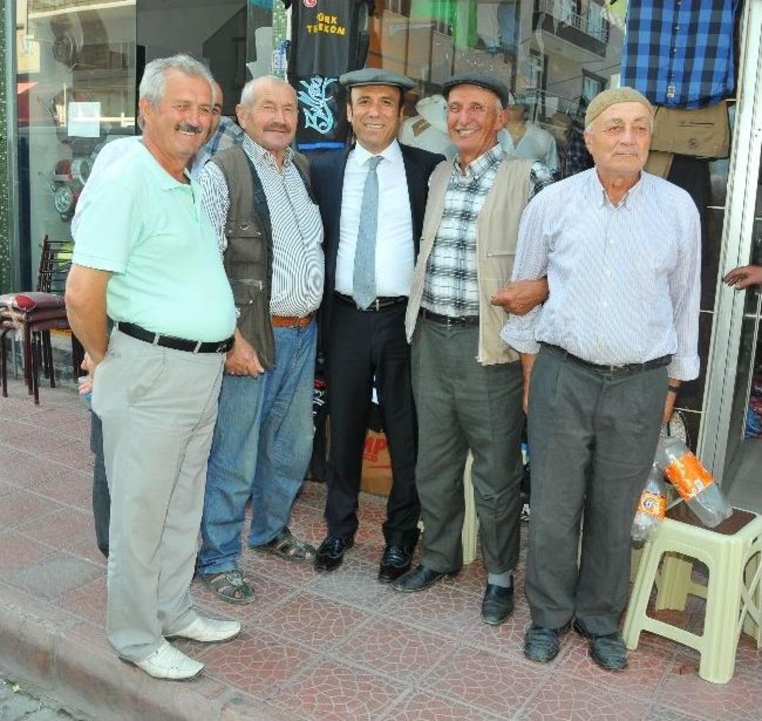 Gen&ccedil;&rsquo;in İl&ccedil;e Ziyaretleri