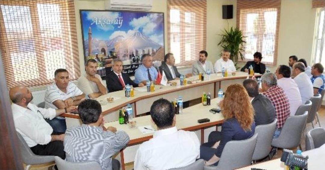 Aksaray Valisi Altınok'tan Ticaret Borsasına Ziyaret